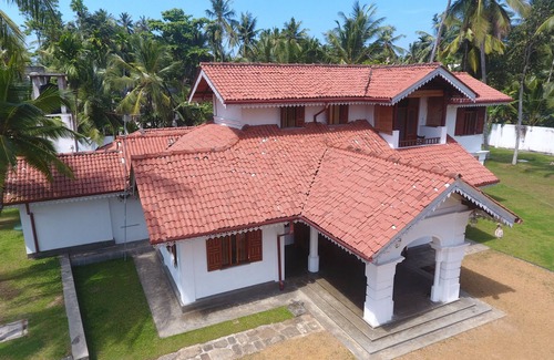 Kurunduwatta Villa | The property is fringed by a sprawling wild mangrove forest leading to the river