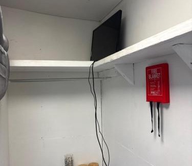 Peterborough Apartment | The Pub Garden Hideout