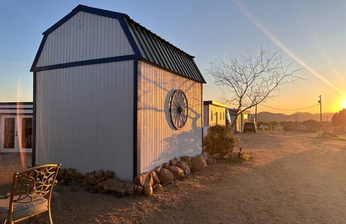 Kingman Cabin | The Quail's Nest: Experience Arizona Agritourism