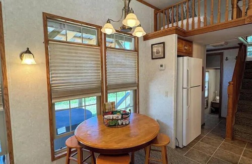 De Soto House | The Quarry/HOT TUB/Sleeps 5