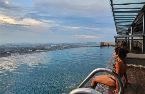 Malacca City Apartment | The Quartz Residence - Melaka