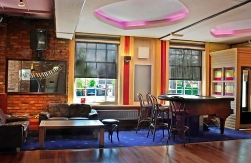 Corby Hotel | The Raven Hotel - Inn