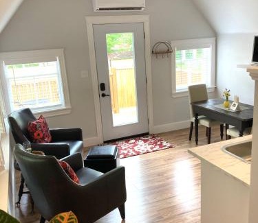 Fredericton Bed & Breakfast | The Red House Fredericton