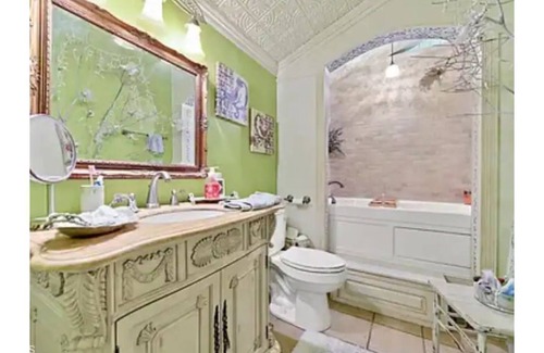 Gulf Hills House | The Regal Room on El Camino, near downtown Ocean Springs