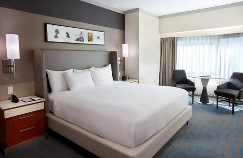 Central Park South Hotel | The Residences, a Hilton Club - Studio Premier