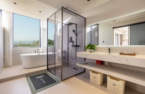 Xiapu County Bed & Breakfast | The Resort Inn