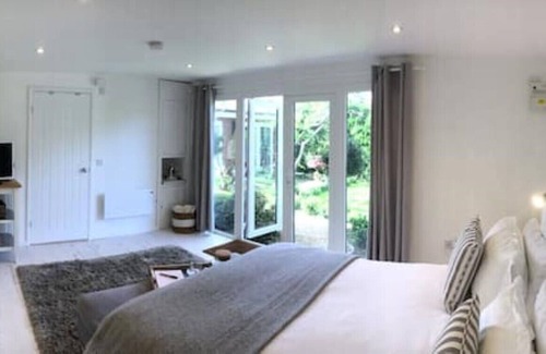 West Mersea Cabin | The Retreat