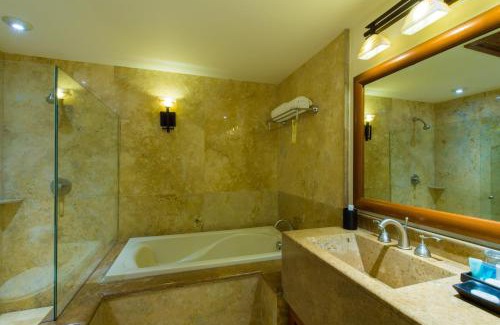 Marina Resort | The Ridge at Playa Grande All Inclusive