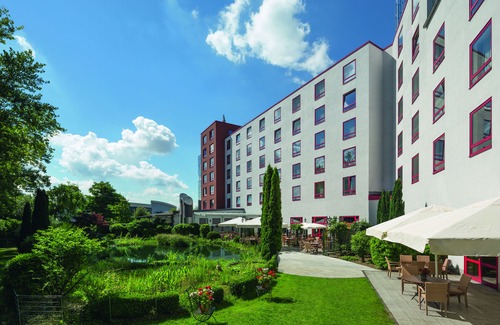 Oberursel Hotel | The Rilano Hotel Frankfurt Oberursel