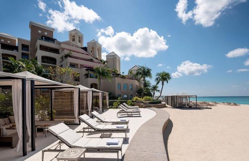 Seven Mile Beach Resort | The Ritz-Carlton Grand Cayman