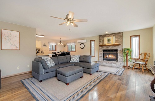 Gladwin House | The Riverside on Lakeshore Drive