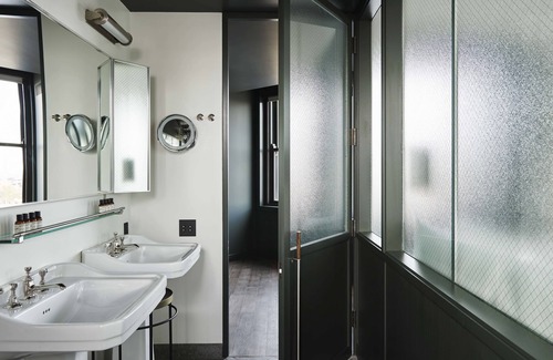 Wicker Park Hotel | The Robey, Chicago, a Member of Design Hotels