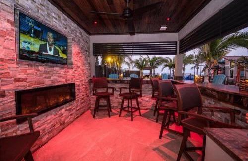 Anna Maria Resort | The Rod and Reel Resort Suite 3