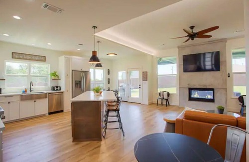 Denison House | The Rooftop