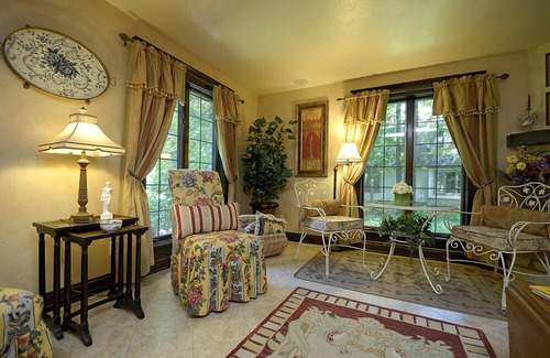 Appleton Bed & Breakfast | The Roost Bed and Breakfast