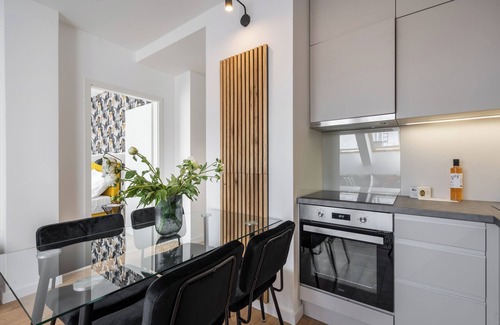 Erzsebetvaros Apartment | The Rose Garden Apartments - Parking - 601b