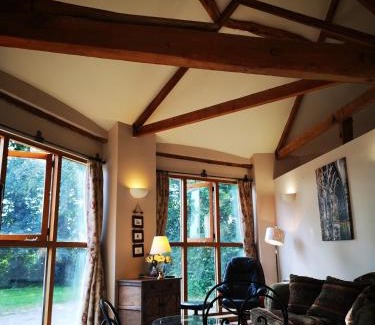 Albrighton Apartment | The Round House at Boningale Manor