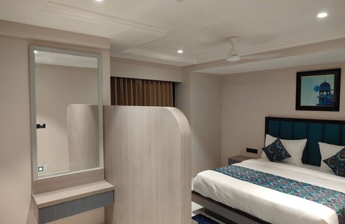 Ahmedabad City Centre Hotel | The Royal Times