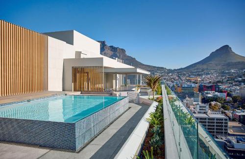 Cape Town City Centre Apartment | The Rubik Modern Days Home
