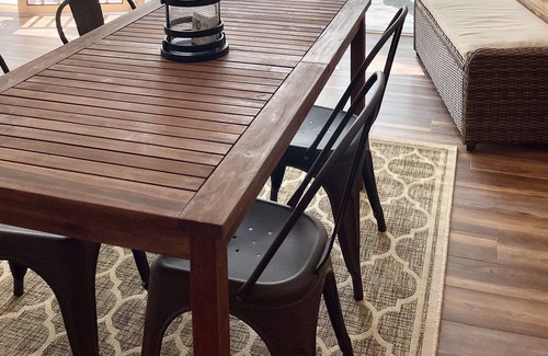 Hillsboro Cottage | The Rustic Retreat - Lakefront Cottage on Franklin Pierce Lake!