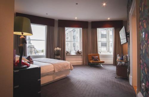 West End Hotel | The Rutland Hotel & Apartments