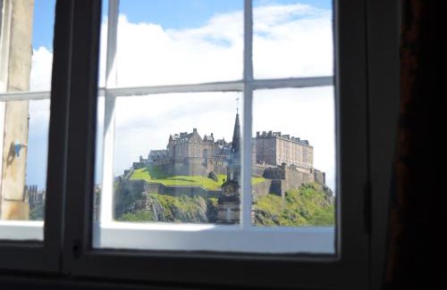 West End Hotel | The Rutland Hotel & Apartments