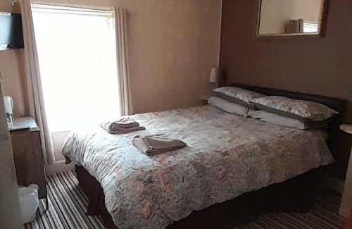 Blackpool Town Center Bed & Breakfast | The Rutlands