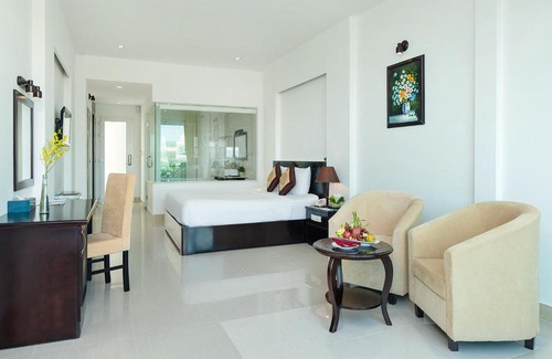 Old Quarter Resort | The Sailing Bay Beach Resort