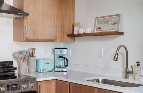 Vilano Beach Hotel | The Salt Run-Family Apartment-5 min walk to beach!