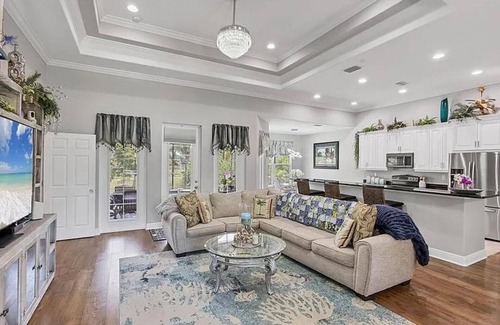 Rotonda Heights House | The Sanctuary - Private Pool+Spa Vacation Home - Only 5 Minutes To The Gulf Coast!