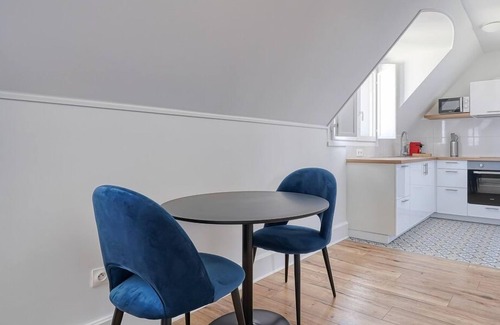 Saint-Louis Apartment | The Sapphire - Near Palace of Versailles