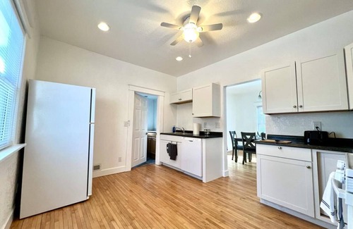 Ames House | The Scarlett-Fitness Zone- King Bed