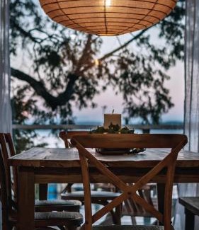 Strahan House | The Seafarer