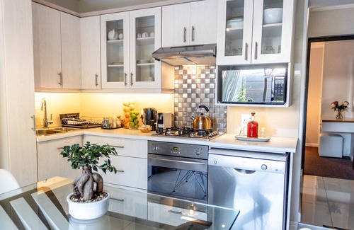 Sandbaai House | The Seagull Hermanus