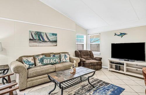 Flour Bluff House | The Seahorse Cottage