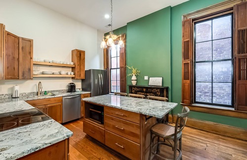 Frankfort Apartment | The Selbert - In the Heart of The Bourbon Trail!