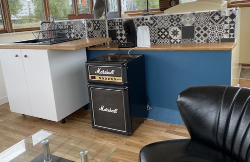 Vieux Malakoff Boat Rental | The Semaphore wheelhouse