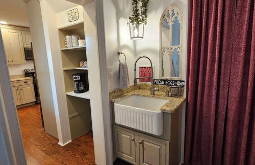 Buchanan Other | The Serene Farm Life.without all the work! Lots of space and privacy!