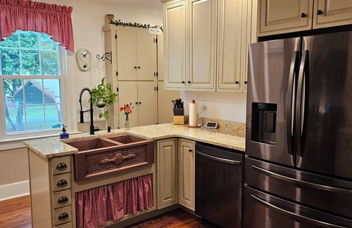 Buchanan Other | The Serene Farm Life.without all the work! Lots of space and privacy!