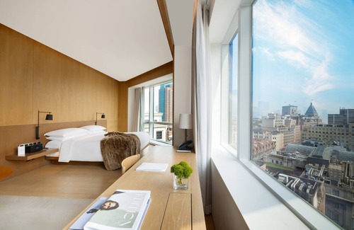Downtown Shanghai Hotel | The Shanghai EDITION