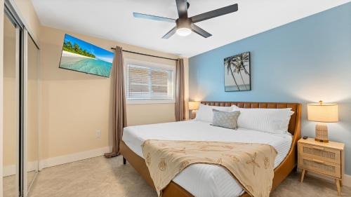Cocoa Beach Apartment | The Shark Tank Cocoa Beach - Beach Boho, Downtown, 5-Min Walk to Beach, Shops & Bars