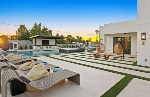 Central Scottsdale House | The Showstopper Luxury Villa - Sleeps 22