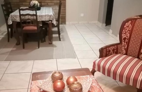 Greater Johannesburg Metropolitan Area House | The Signature Guesthouse