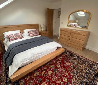 Rushmoor District Apartment | The Silverdale Court No6