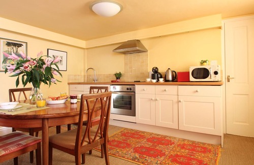 Chysauster Apartment | THE SLIPWAY, pet friendly, country holiday cottage in Penzance