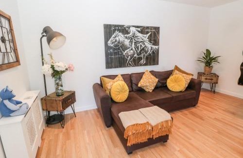 Beadnell Apartment | The Snug