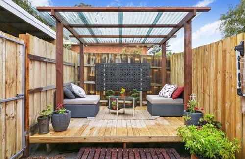 Korumburra Apartment | The Snug Premium 1BR Self Contained Apartment