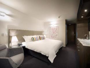 Adelaide Central Business District Hotel | The Soho Hotel
