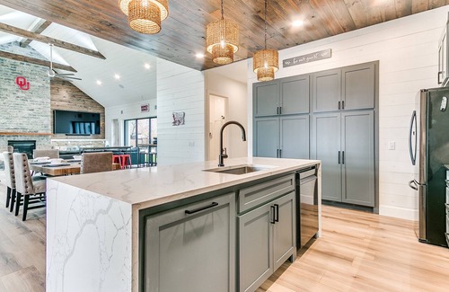 Norman House | The Sooner Resort on OU's Campus