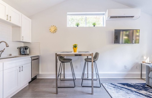 Greenwood House | The Spa Experience at Cute as a Button!